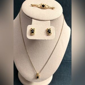 Vintage 3 piece set fashion jewelry,  gold-tone faux onyx .